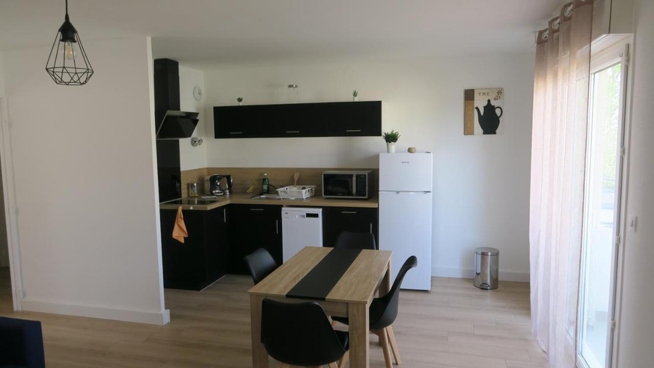 Appartement Chaleureux Et Elegant En Residence. Labastidette Eksteriør bilde